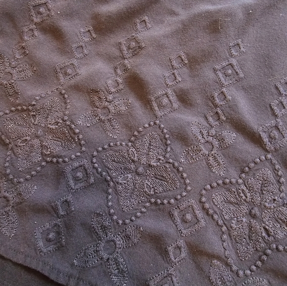 Merona Navy Blue tunic tank top with detailed trim - Picture 3 of 3